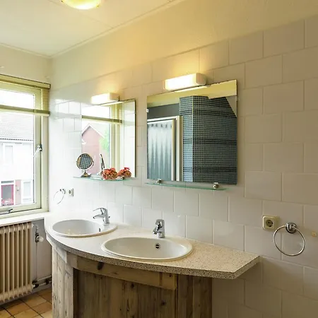 Holiday home Holiday Waddenbries *